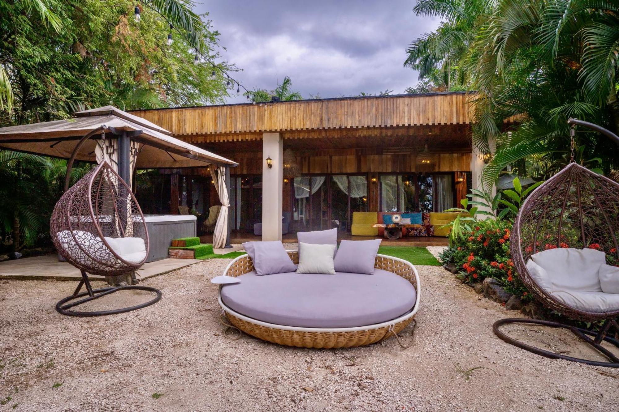Ocho Artisan Bungalows (Adults Only) Тамариндо Экстерьер фото
